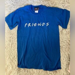 Friends show t-shirt embroidered logo Womens Small from NBC experience store